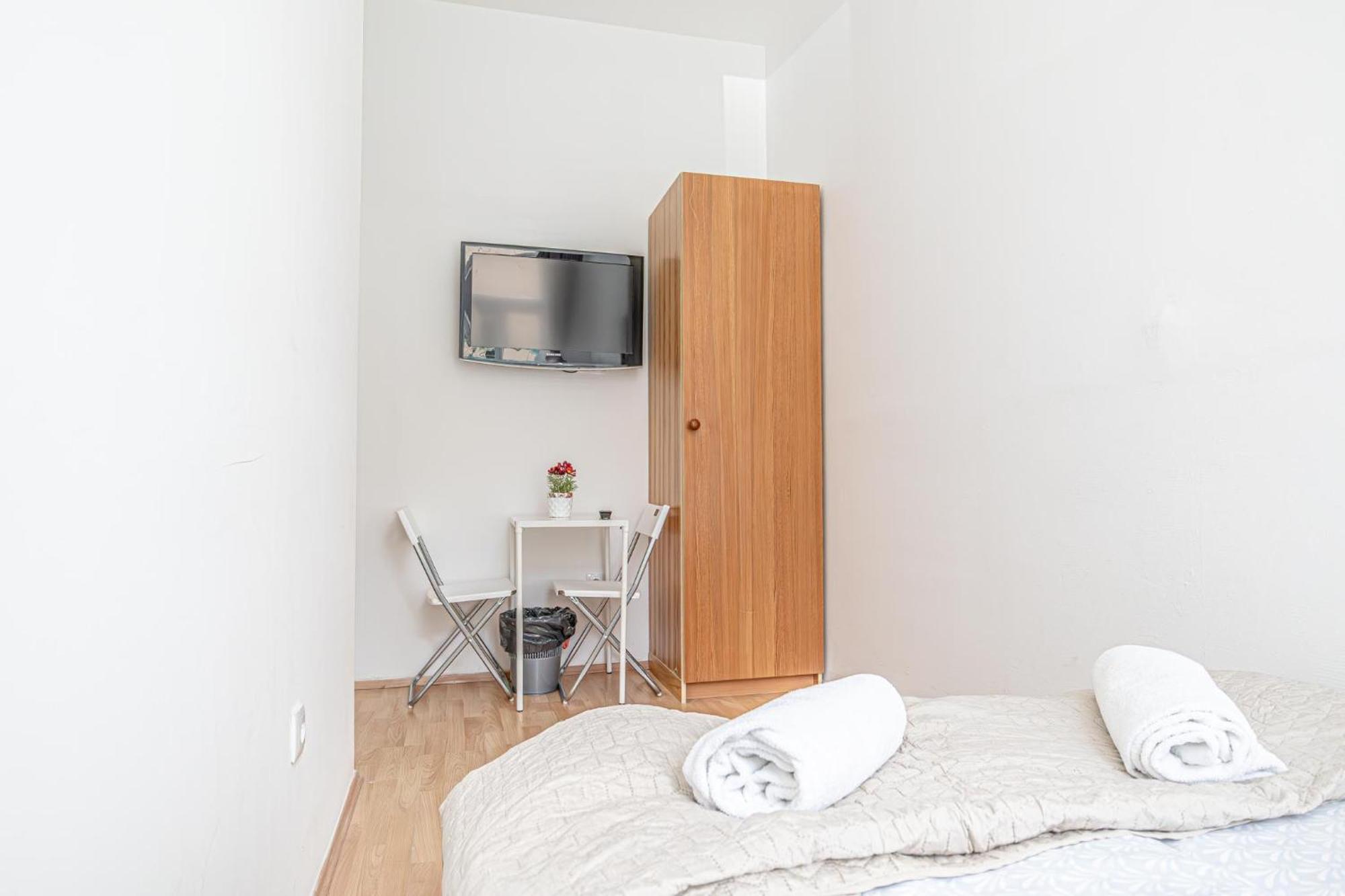 Lovely Shared 6br With Garden Near Danube & Millenium Apartament Wiedeń